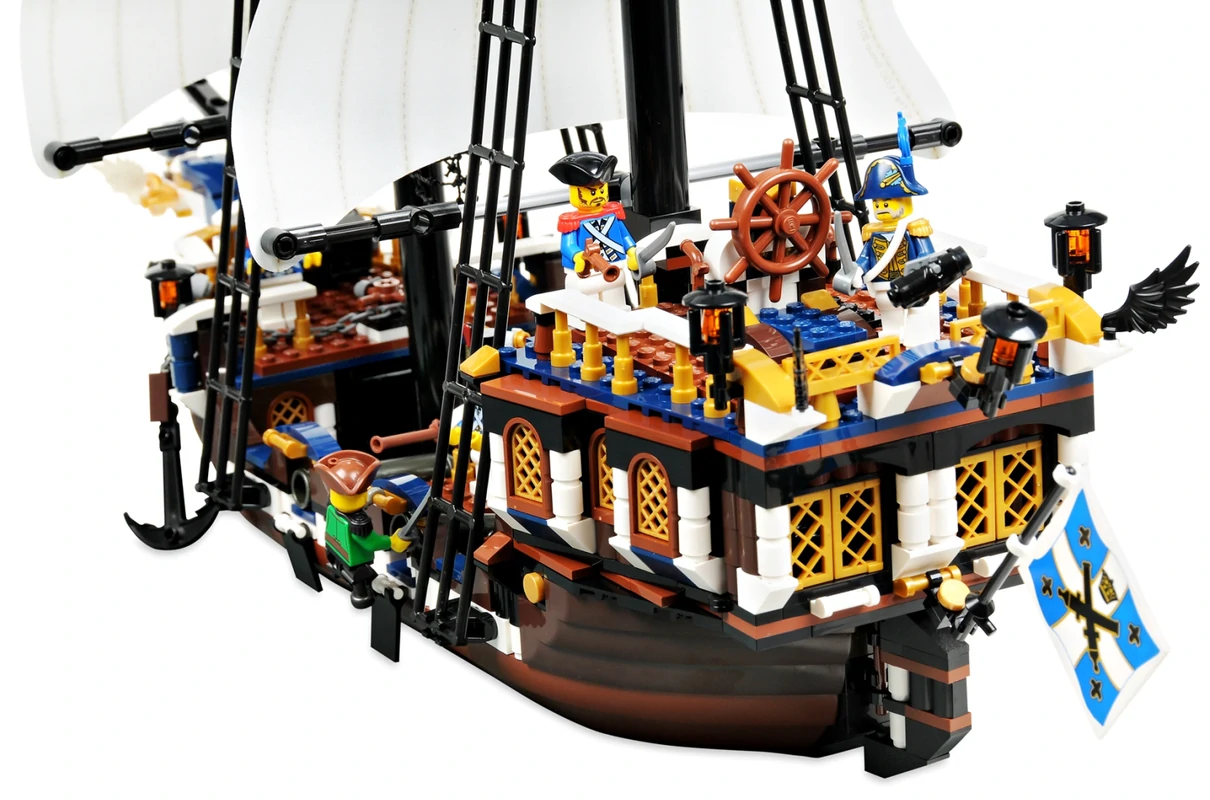 widok z tyłu - statek Admirals Eagle z klocków LEGO®