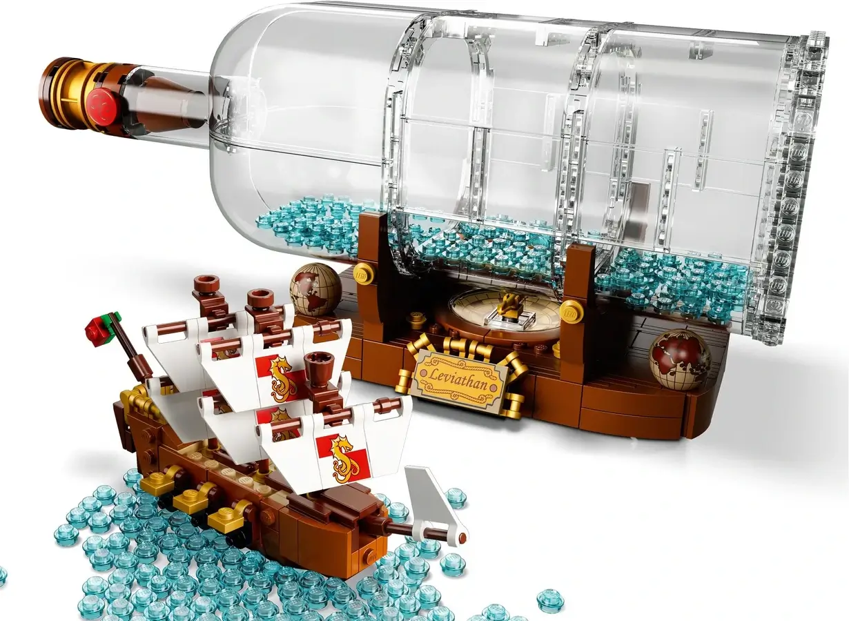 statek w butelce z klocków LEGO® z serii Ideas
