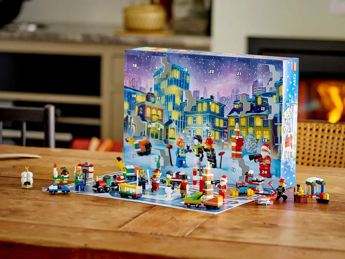 Kalendarz adwentowy LEGO® na grudzień 2021 z serii City™