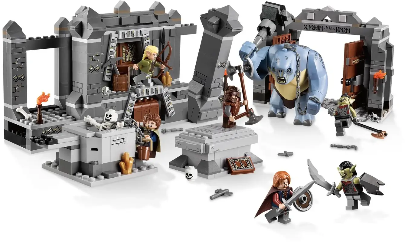 Orki i troll atakują w Kopalniach Morii z serii LEGO® Władca Pierścieni™