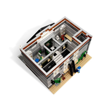 LEGO 10224 Creator Expert Town Hall – zdjęcie