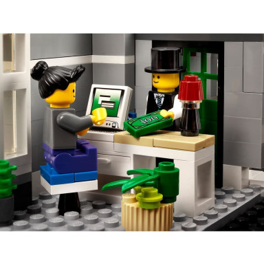 LEGO 10224 Creator Expert Town Hall – zdjęcie