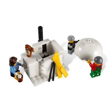 LEGO 10229 Creator Expert Zimowa chata – zdjęcie