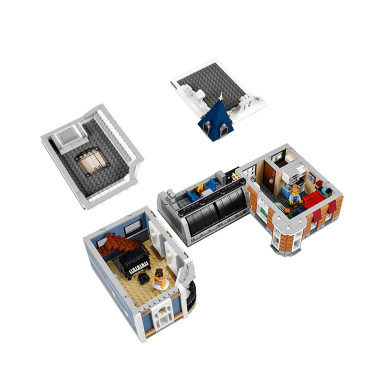 LEGO 10255 Creator Expert Plac Zgromadzeń – zdjęcie