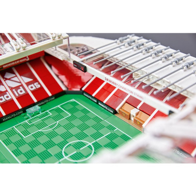 LEGO 10272 Creator Expert Old Trafford – Manchester United – zdjęcie