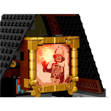 LEGO 10273 Creator Expert Dom strachu – zdjęcie