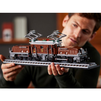 LEGO 10277 Lokomotywa Crocodile – zdjęcie