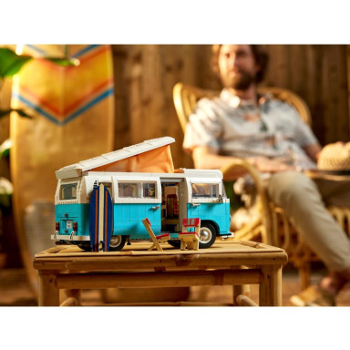 LEGO 10279 Mikrobus kempingowy Volkswagen T2 – zdjęcie
