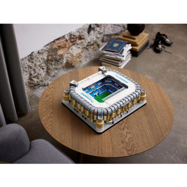 LEGO 10299 Stadion Realu Madryt — Santiago Bernabéu – zdjęcie