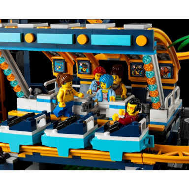 LEGO 10303 Kolejka górska z pętlami – zdjęcie