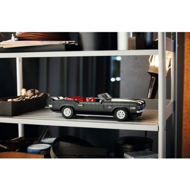 LEGO 10304 Chevrolet Camaro Z28 – zdjęcie