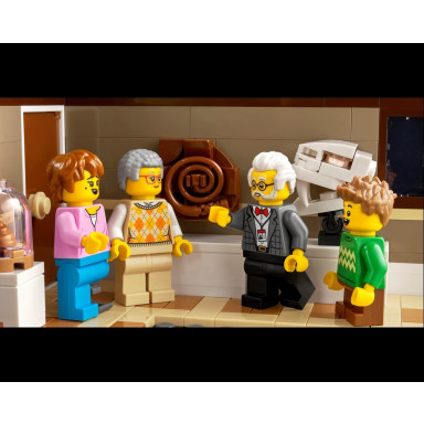 LEGO 10326 Icons Muzeum Historii Naturalnej – zdjęcie