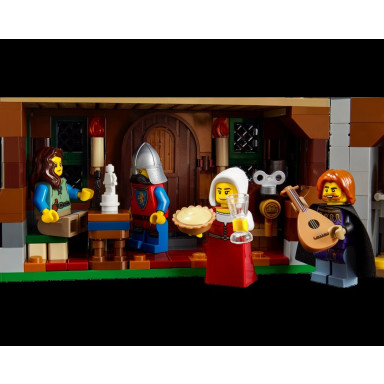LEGO 10332 Icons Średniowieczny plac miejski – zdjęcie