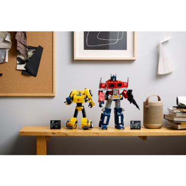 LEGO 10338 Icons Bumblebee – zdjęcie