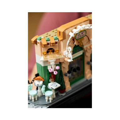 LEGO 10362 Icons Francuska kawiarenka – zdjęcie