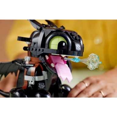 LEGO 10375 Icons Jak wytresować smoka: Szczerbatek – zdjęcie
