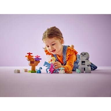 LEGO 10418 Duplo Elza i Bruni w Zaczarowanym Lesie – zdjęcie