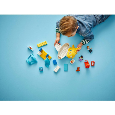 LEGO 10443 Duplo Pierwszy raz na lotnisku – zdjęcie