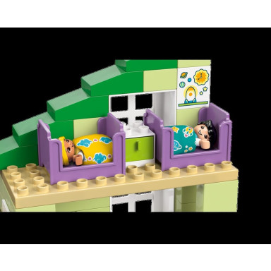 LEGO 10470 Duplo Nowoczesny dom rodzinny 3 w 1 z figurkami – zdjęcie