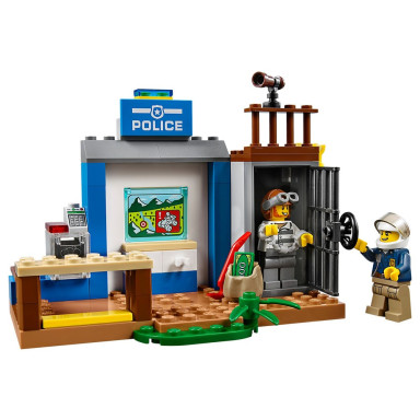 LEGO 10751 Juniors Górski pościg policyjny – zdjęcie
