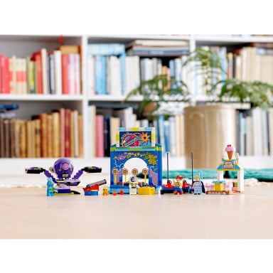 LEGO 10770 Karnawałowe szaleństwo Chudego i Buzza – zdjęcie