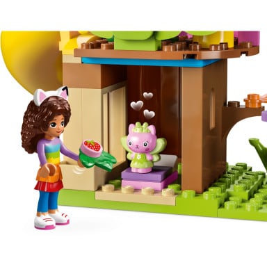LEGO 10787 Koci domek Gabi Przyjęcie w ogrodzie Wróżkici – zdjęcie