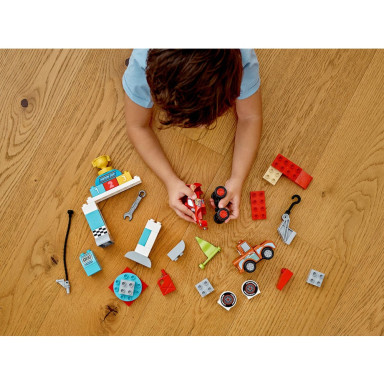 LEGO 10924 Duplo Zygzak McQueen na wyścigach – zdjęcie