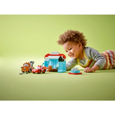 LEGO 10996 Duplo Zygzak McQueen i Złomek — myjnia – zdjęcie
