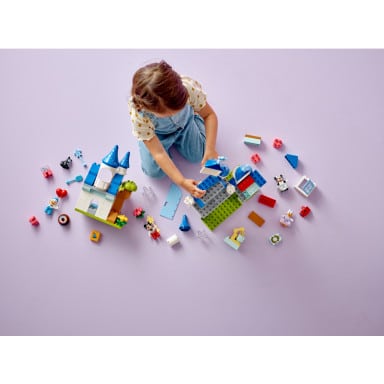 LEGO 10998 Duplo Magiczny zamek 3 w 1 – zdjęcie
