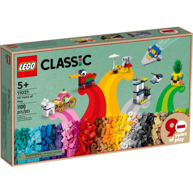 LEGO 11021 Classic 90 lat zabawy – zdjęcie
