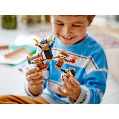 LEGO 11031 Classic Kreatywna małpia zabawa – zdjęcie