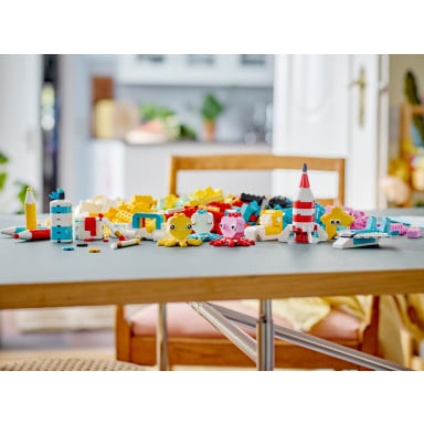 LEGO 11032 Classic Kreatywna zabawa kolorami – zdjęcie