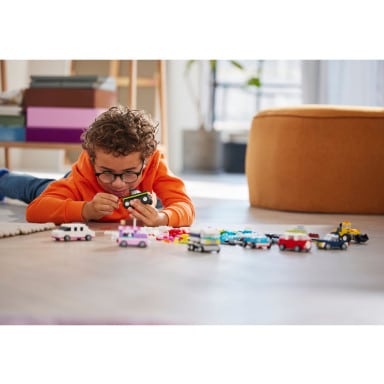 LEGO 11036 Classic Kreatywne pojazdy – zdjęcie