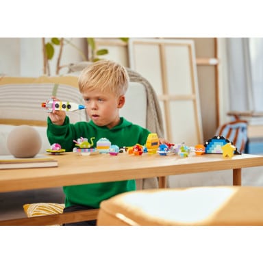 LEGO 11037 Classic Kreatywne planety – zdjęcie