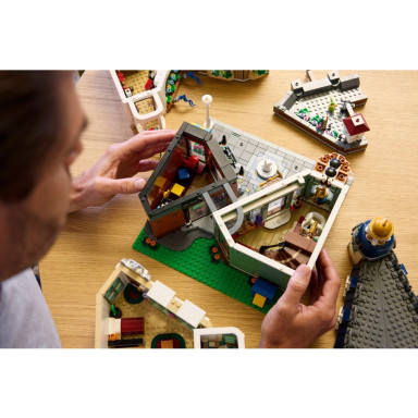 LEGO 11371 Icons Ulica handlowa – zdjęcie