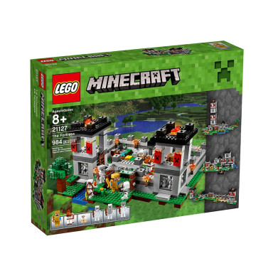 LEGO 21127 Minecraft Forteca – zdjęcie