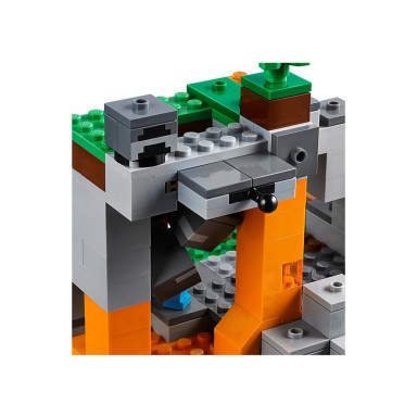LEGO 21141 Minecraft Jaskinia zombie – zdjęcie