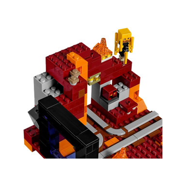 LEGO 21143 Minecraft Portal do Netheru – zdjęcie