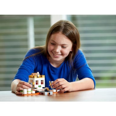 LEGO 21145 Minecraft Czaszkowa arena – zdjęcie