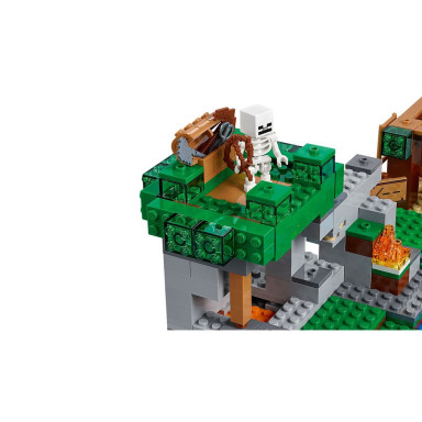 LEGO 21146 Minecraft Atak szkieletów – zdjęcie