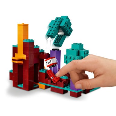 LEGO 21168 Minecraft Spaczony las – zdjęcie
