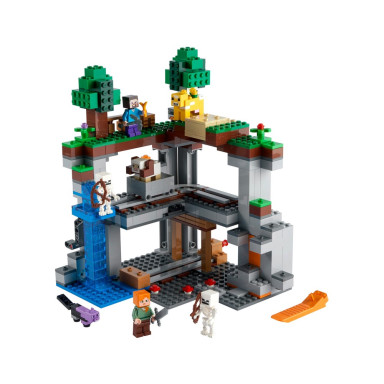LEGO 21169 Minecraft Pierwsza przygoda – zdjęcie