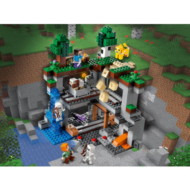 LEGO 21169 Minecraft Pierwsza przygoda – zdjęcie