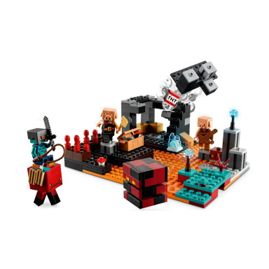 LEGO 21185 Minecraft Bastion w Netherze – zdjęcie