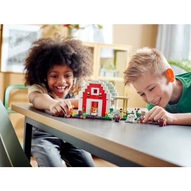 LEGO 21187 Minecraft Czerwona stodoła – zdjęcie