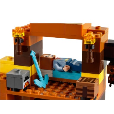 LEGO 21263 Minecraft Kopalnia w Badlandach – zdjęcie