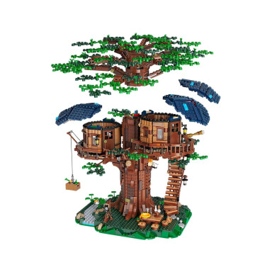 LEGO 21318 Ideas Domek na drzewie – zdjęcie