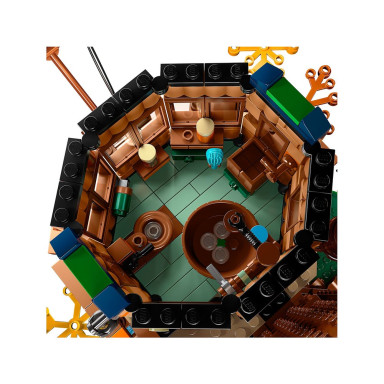 LEGO 21318 Ideas Domek na drzewie – zdjęcie