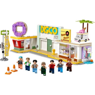 LEGO 21339 Ideas BTS Dynamite – zdjęcie
