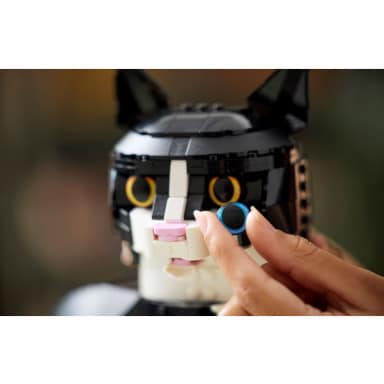 LEGO 21349 Ideas Biało-czarny kot – zdjęcie